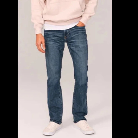 Abercrombie & Fitch Slim  Straight Jeans - Picture 1 of 13